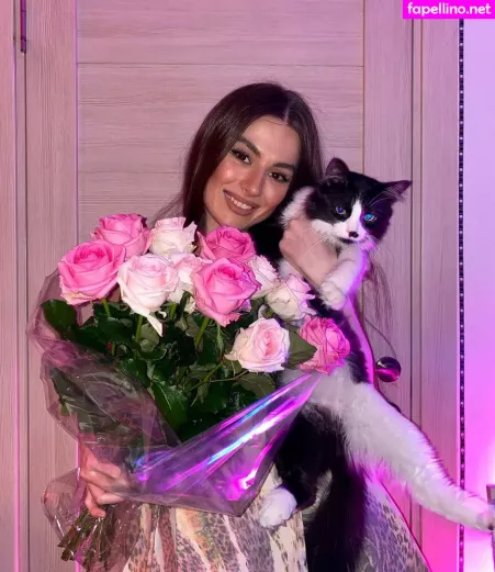 Alisa Rojas OnlyFans Thumbnail #kWRsphvHxj