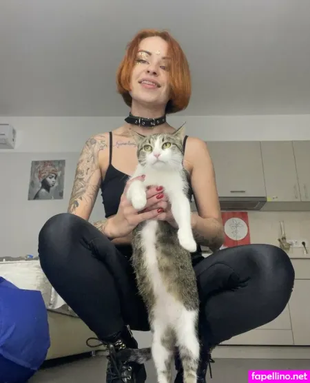 Alisa Sativa OnlyFans Thumbnail #7f1f4hfkbE