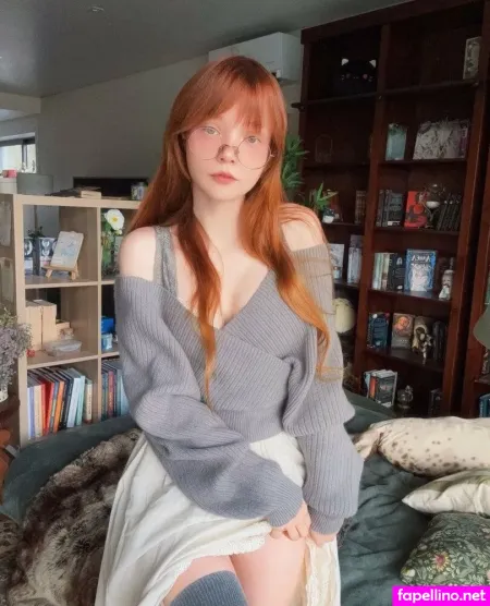 Alisapik OnlyFans Thumbnail #D91HDzJo9D