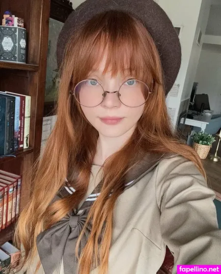 Alisapik OnlyFans Thumbnail #x0jm1dMwX9