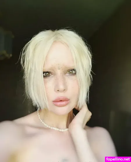 Alisas Wonderland OnlyFans Thumbnail #cAZvkVKnPp