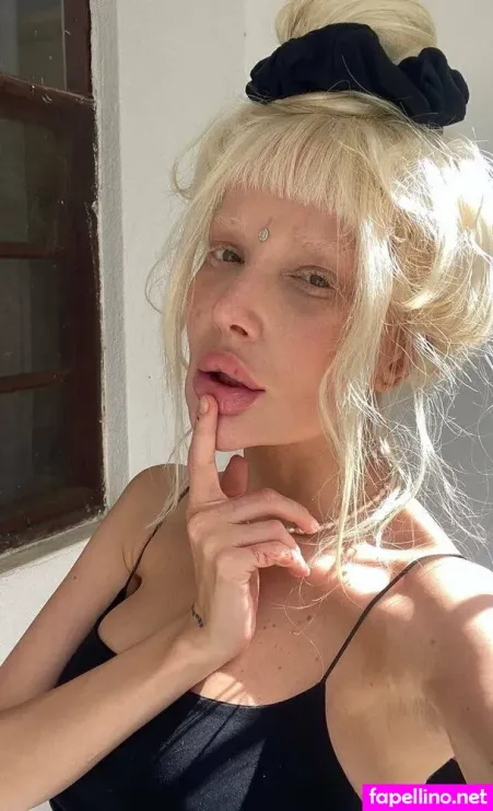 Alisas Wonderland OnlyFans Thumbnail #ei5kRYp5Ob