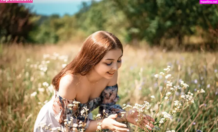 Alise Lis OnlyFans Thumbnail #8ArZz4msNU