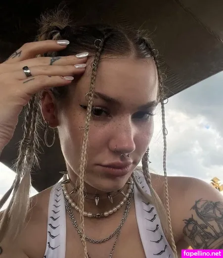 Alisea Lffler OnlyFans Thumbnail #rM9nTlnwUB