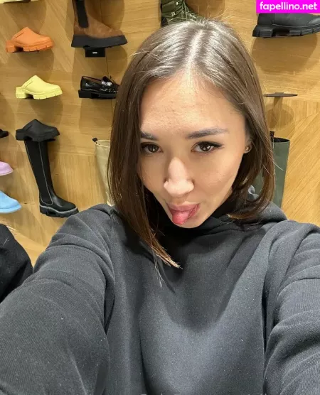 Alisegold OnlyFans Thumbnail #j7ewB1tB69