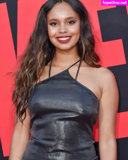 Alisha Boe OnlyFans Thumbnail #EBbwXQd2Lv