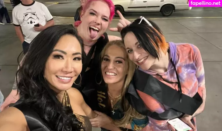 Alisha Edwards OnlyFans Thumbnail #dXcoCd7Nzv