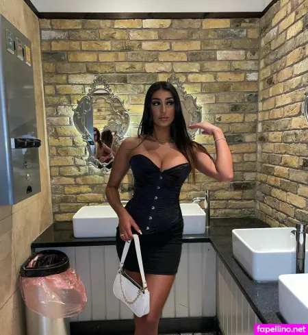 Alishbah Akram OnlyFans Thumbnail #644gGLfmRi