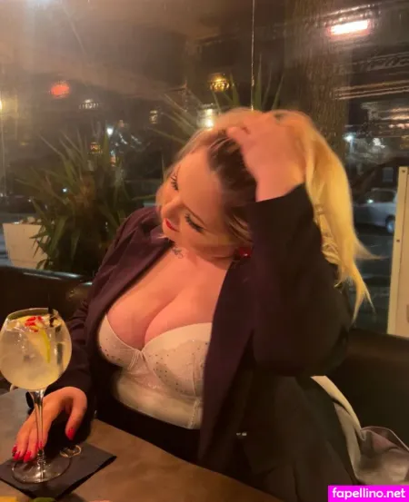 Alisiaflore00 OnlyFans Thumbnail #vPi1JZ0E68