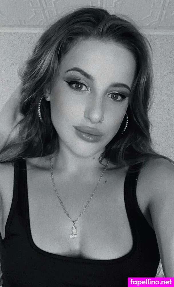 alilolfox, alislyfox Nude Leaked OnlyFans Photo #89h5yqAc0C