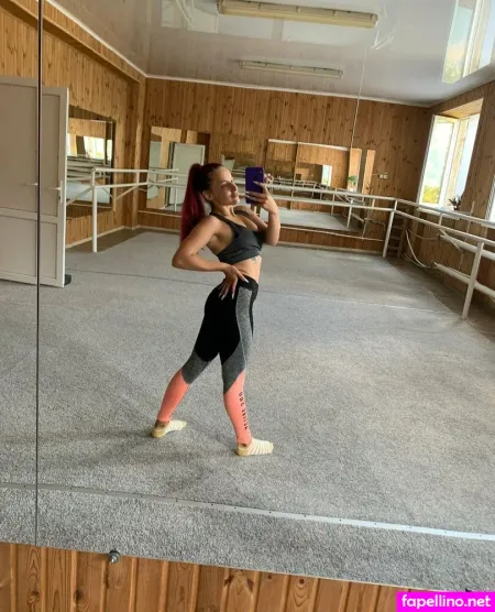 Alislyfox OnlyFans Thumbnail #Q1HJ4h7sWH