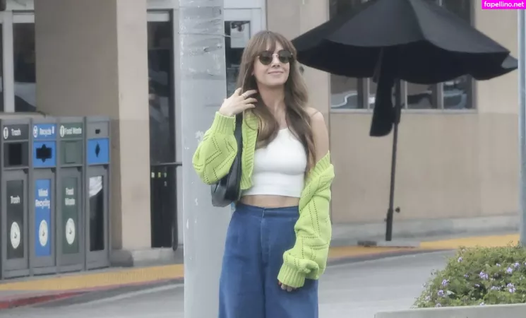 Alison Brie OnlyFans Thumbnail #6nSmY2Nh75