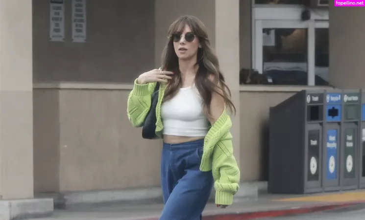 Alison Brie OnlyFans Thumbnail #7skWsHsQrN