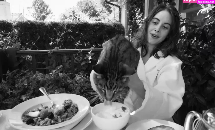 Alison Brie OnlyFans Thumbnail #Cd5LuDG51x