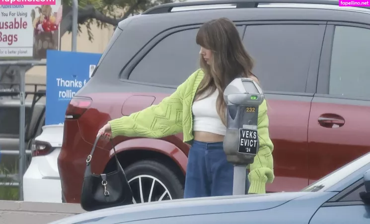 Alison Brie OnlyFans Thumbnail #E14BFz0qWr