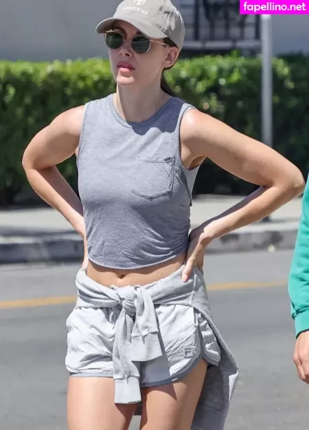 Alison Brie OnlyFans Thumbnail #MvlHWI8K8b