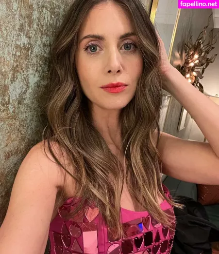 Alison Brie OnlyFans Thumbnail #V1jgRHitM8