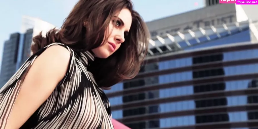 Alison Brie OnlyFans Thumbnail #V9BNl136CJ