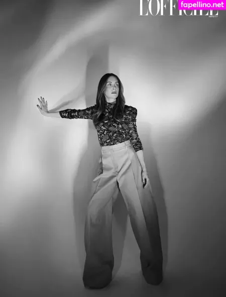 Alison Brie OnlyFans Thumbnail #YvhCMmvs4r