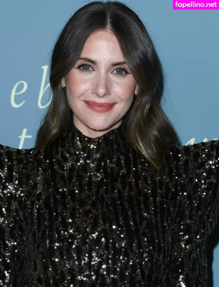 Alison Brie OnlyFans Thumbnail #ajkuiOiibe