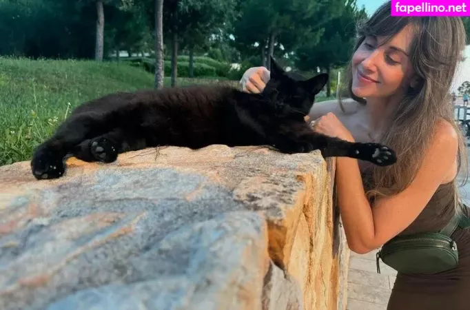 Alison Brie OnlyFans Thumbnail #fEdSgizOO1