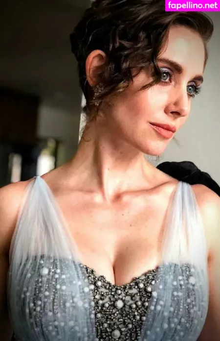 Alison Brie OnlyFans Thumbnail #fIJAn9u9AL