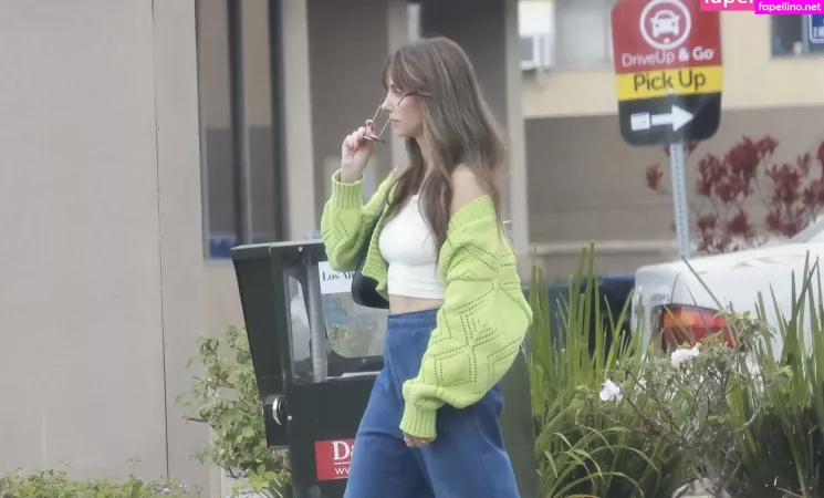 Alison Brie OnlyFans Thumbnail #hfImDajegv