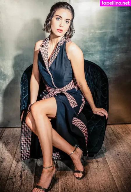 Alison Brie OnlyFans Thumbnail #v6TmC0sZWq