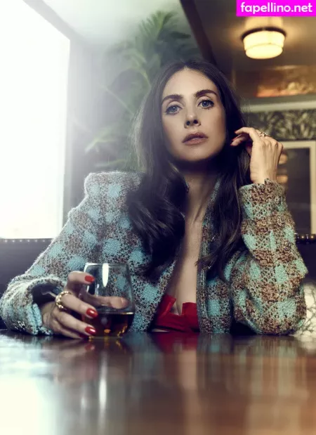 Alison Brie OnlyFans Thumbnail #x8GjTPRCz8