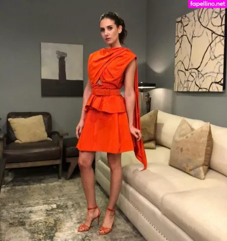 Alison Brie OnlyFans Thumbnail #xCWKTwcIUr