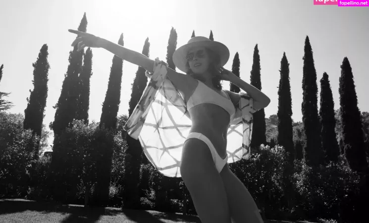 Alison Brie OnlyFans Thumbnail #xvEa79bNao