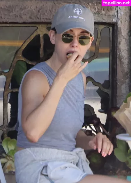 Alison Brie OnlyFans Thumbnail #y9XUEHIpE6