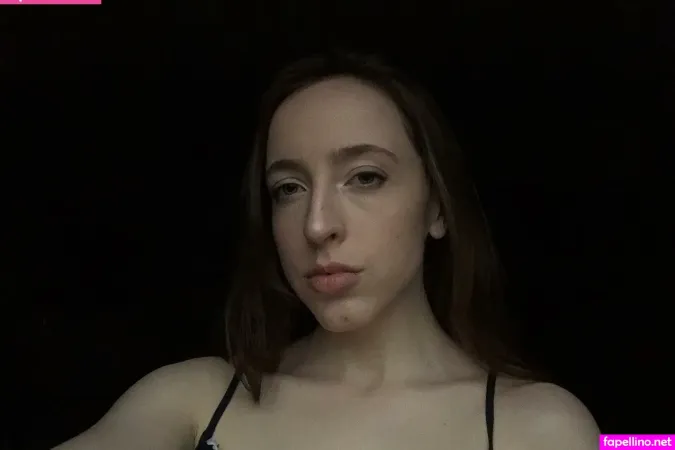 Alison Burke OnlyFans Thumbnail #AP4u5YUBSZ