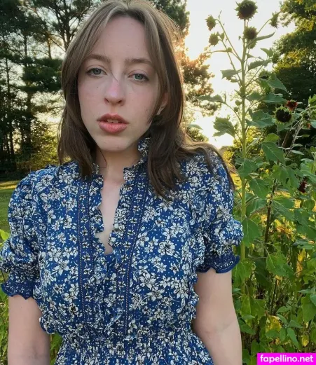 Alison Burke OnlyFans Thumbnail #agaVQpPsye