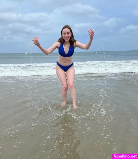 Alison Burke OnlyFans Thumbnail #urT1JqFcbQ