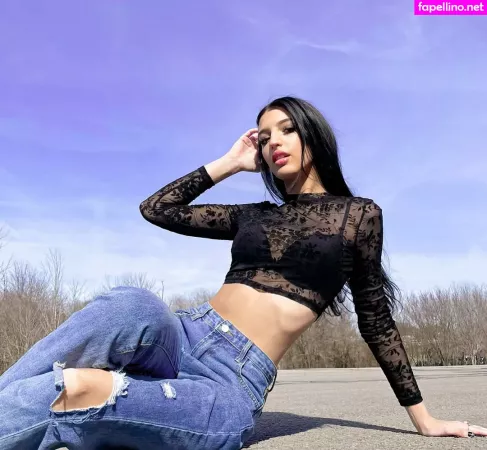 Alison Rainer OnlyFans Thumbnail #AZ0PmIq3r4
