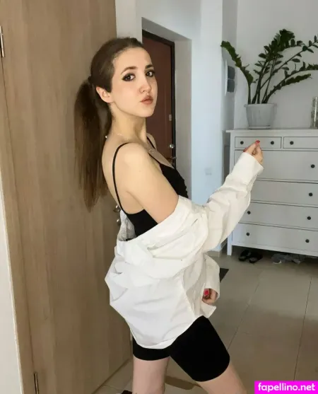 Alison Xx OnlyFans Thumbnail #LS1PixHzF8