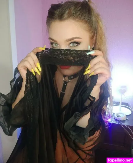 Aliss Kiss OnlyFans Thumbnail #xRdBFQ4tMR