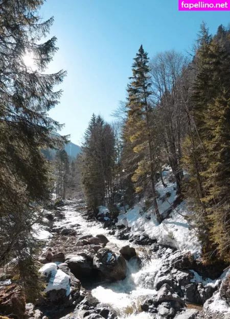 Alissa Noir OnlyFans Thumbnail #1BMBUnWTmw