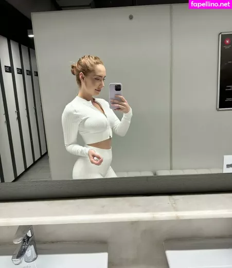 Alissa Strekozova OnlyFans Thumbnail #1i0w7baUwQ