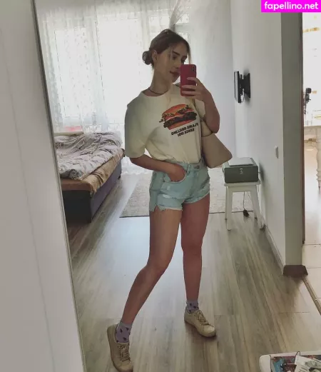 Alissa Strekozova OnlyFans Thumbnail #Li8QKWSToc