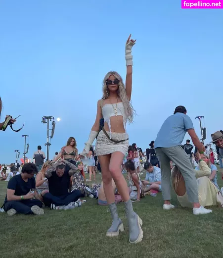 Alissa Violet OnlyFans Thumbnail #Gd03f1pC0j