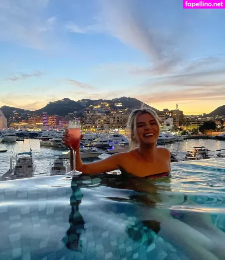 Alissa Violet OnlyFans Thumbnail #sPQJXPZfDy