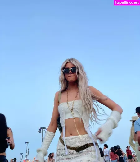 Alissa Violet OnlyFans Thumbnail #ur54zcSc4H