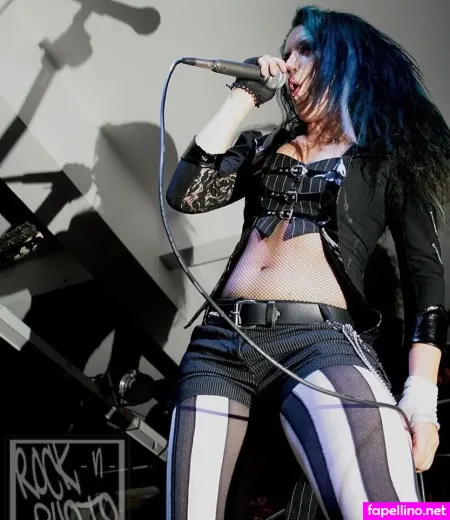 Alissa White Gluz OnlyFans Thumbnail #IoRpNS2R9J