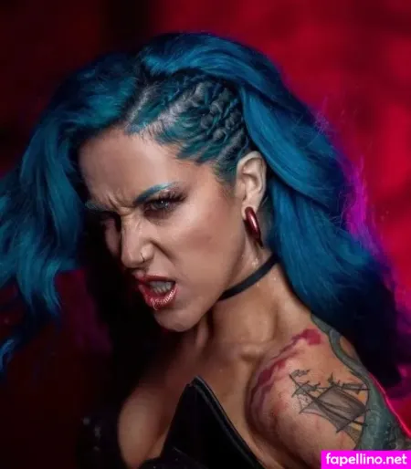 Alissa White Gluz OnlyFans Thumbnail #MmfW9mgVqL