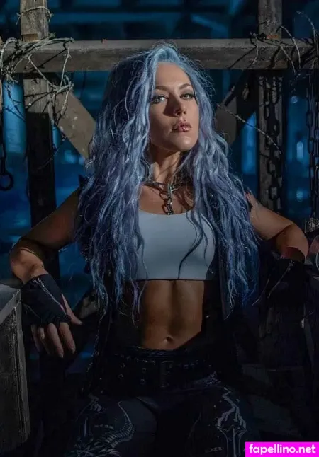 Alissa White Gluz OnlyFans Thumbnail #gJJo1UYyB1