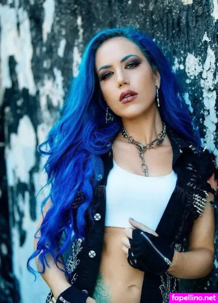 Alissa White Gluz OnlyFans Thumbnail #uN1kSFB0EH