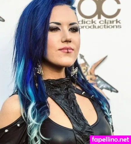 Alissa White Gluz OnlyFans Thumbnail #uWrf2LSMHV