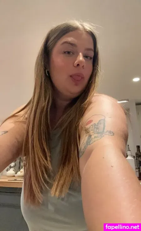 Alissbonytfree OnlyFans Thumbnail #RnYb3iwLWJ